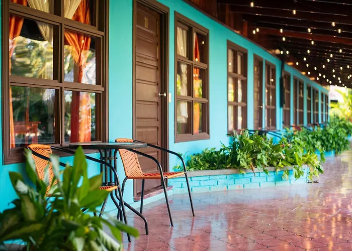 Beach Break Resort Jaco