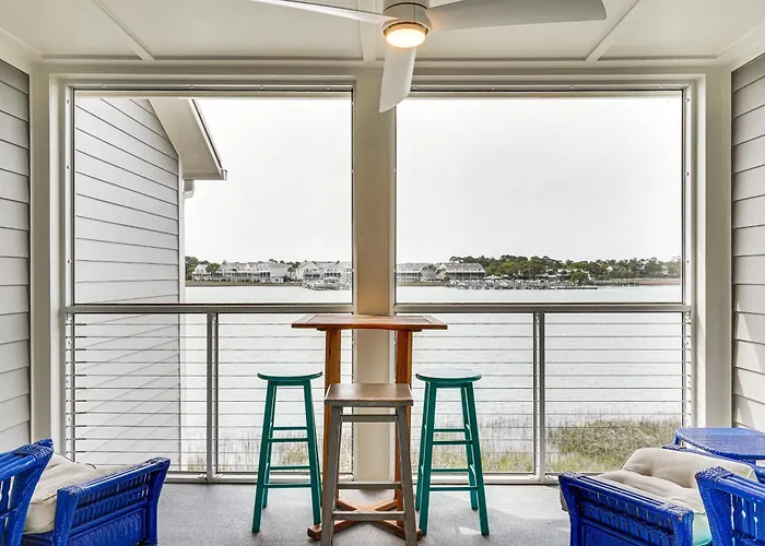 Folly Beach Retreat With Pool Access And River Views! Apartment