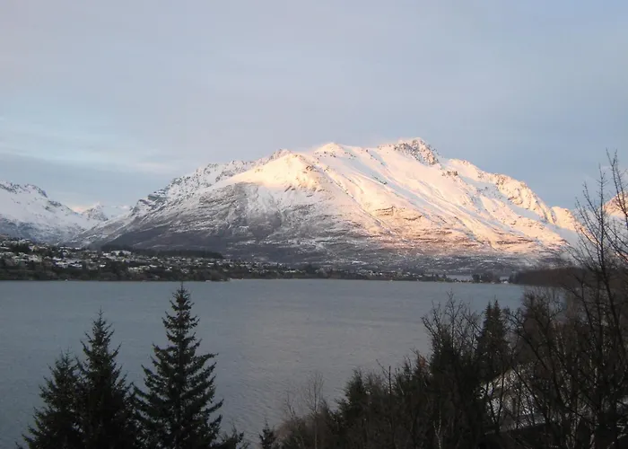 Luxury Hotels in Queenstown
