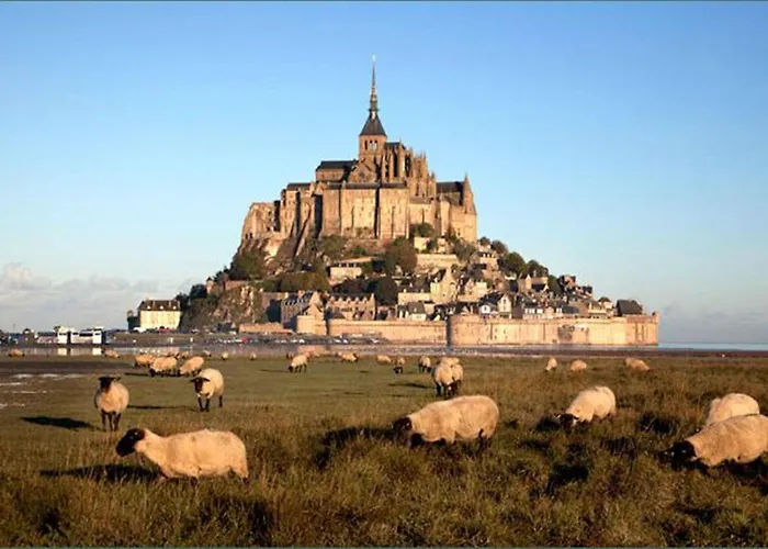 Hotel La Croix Blanche Mont-Saint-Michel