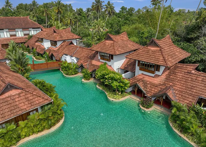 Kumarakom 5 Star Hotels