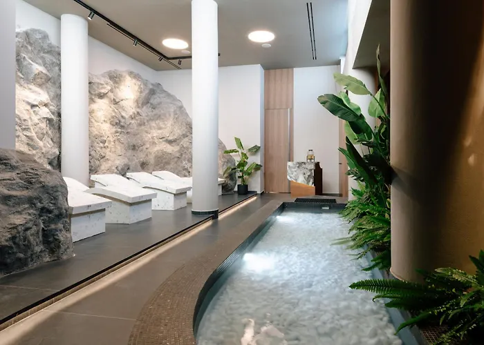 Parikia (Paros) 5 Star Hotels