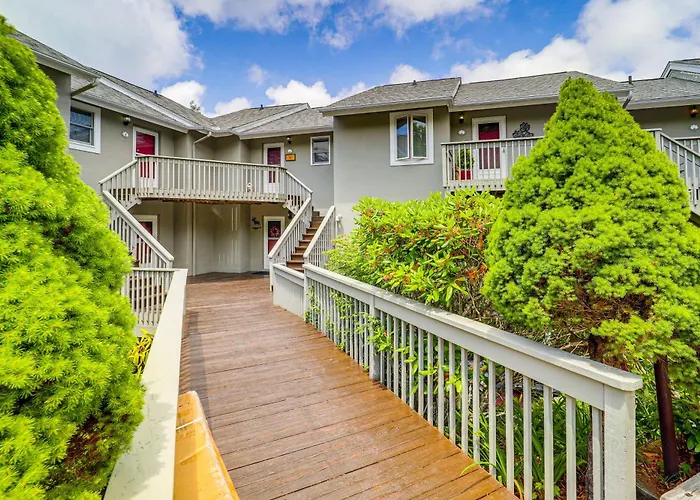 3 Mi To Slopes! Mtn-View Condo In Banner Elk