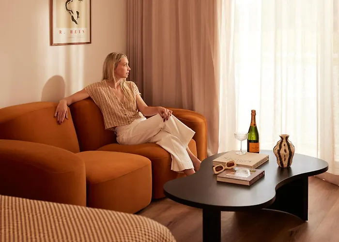 Luxury Hotels in Berry