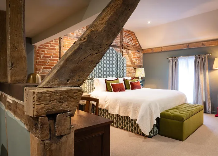 Luxury Hotels in Newbury (Berkshire)