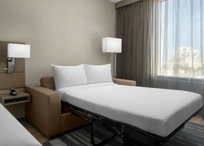 Ac Hotel By Marriott Miami Dadeland Glenvar Heights