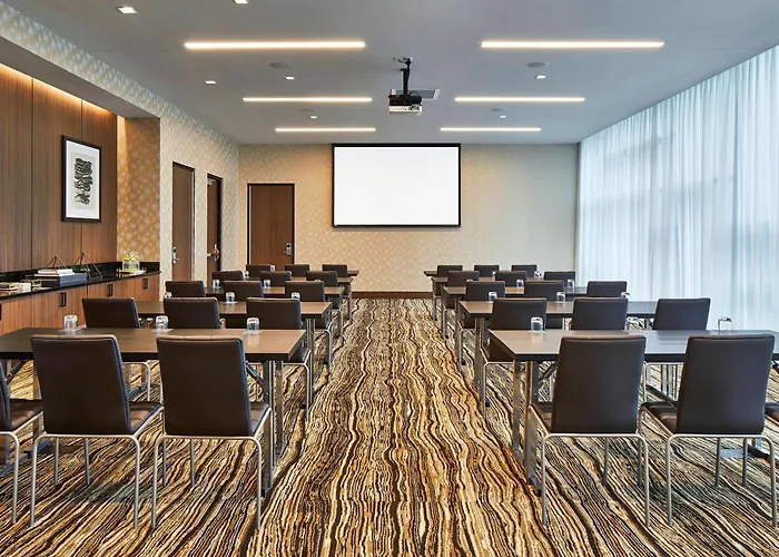 Ac Hotel By Marriott Cleveland Beachwood