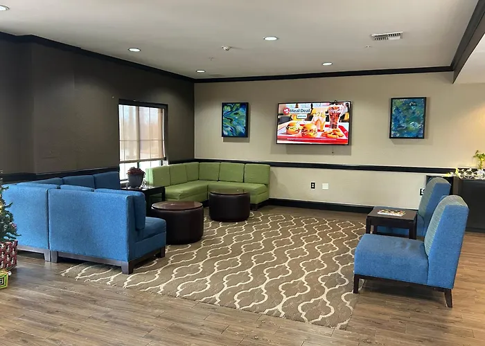 Comfort Suites Lawton Near Fort Sill