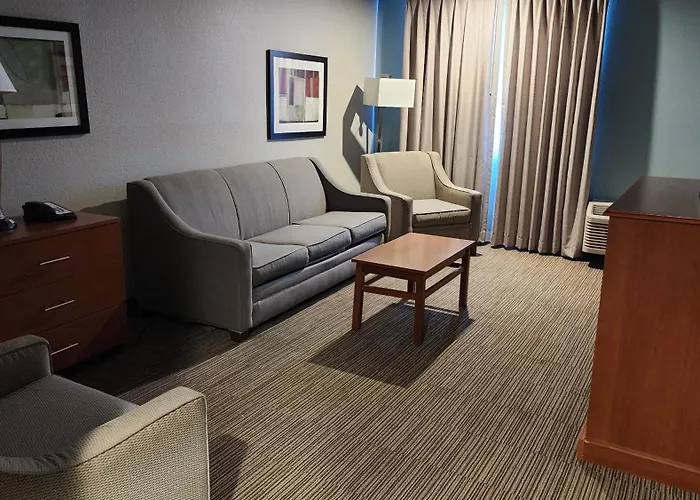 Quality Inn & Suites Garden Of The Gods Colorado Springs