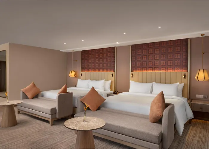 Kandy 5 Star Hotels