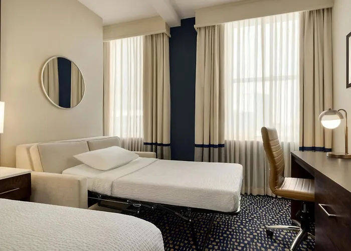 Fairfield By Marriott Inn & Suites New Orleans Downtown French Quarter Area