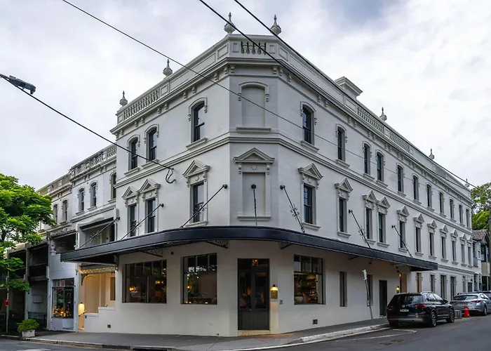 Wollongong 5 Star Hotels
