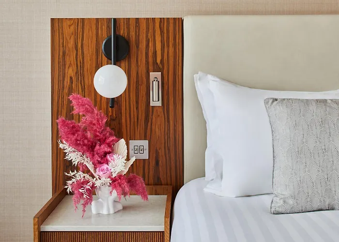 Athlone 5 Star Hotels