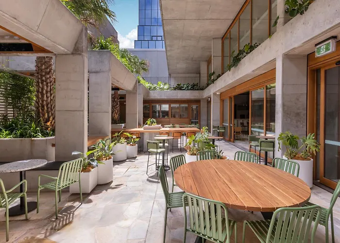 Luxury Hotels in Central Coast