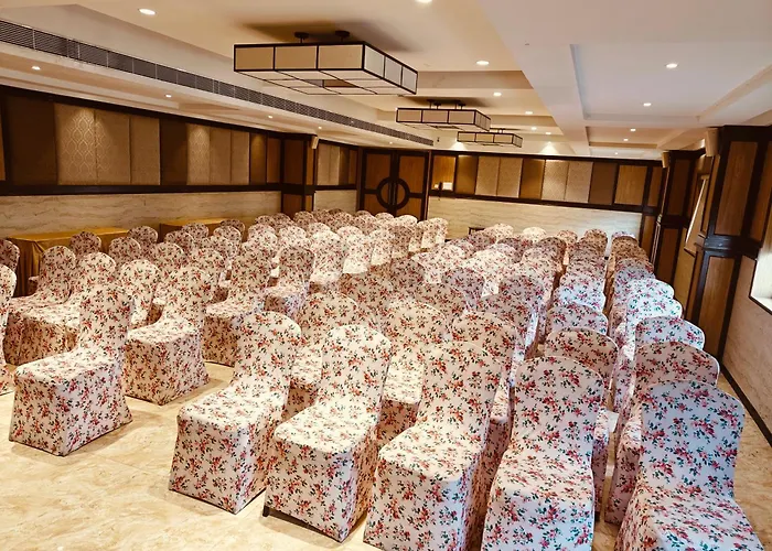 Kanchipuram 5 Star Hotels
