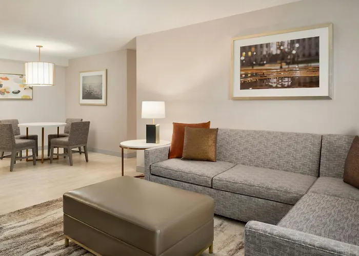 Madison Marriott South Hotel