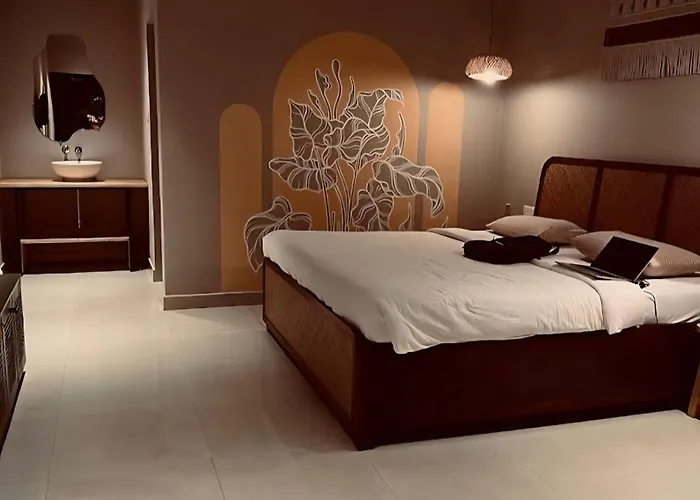 Morjim 5 Star Hotels