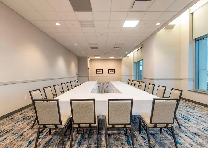 Doubletree By Hilton Hotel Cedar Rapids Convention Complex