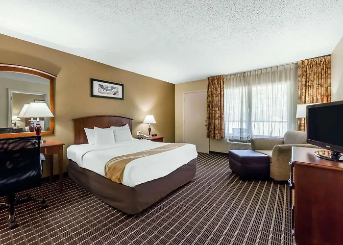 Quality Inn & Suites Sevierville - Pigeon Forge