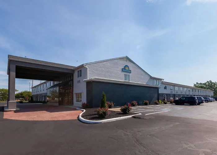Days Inn By Wyndham Sandusky Cedar Point