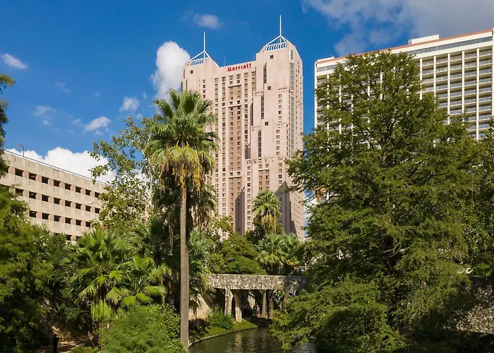Luxury Hotels in San Antonio