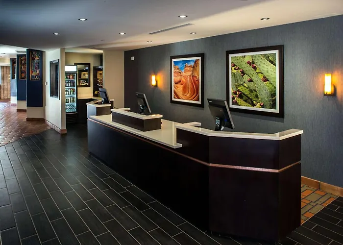 Doubletree By Hilton Phoenix- Tempe