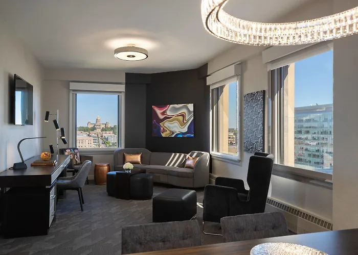 Renaissance Des Moines Savery Hotel
