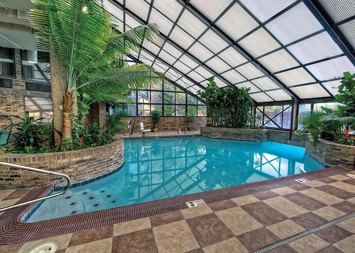 Doubletree By Hilton Memphis Hotel