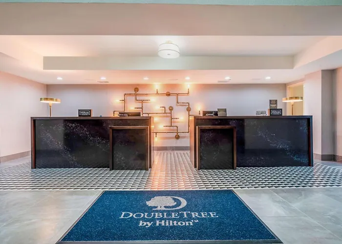 Doubletree By Hilton South Charlotte Tyvola Hotel