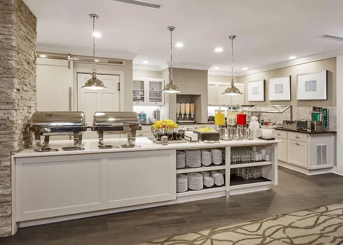 Homewood Suites By Hilton Indianapolis At The Crossing Allisonville
