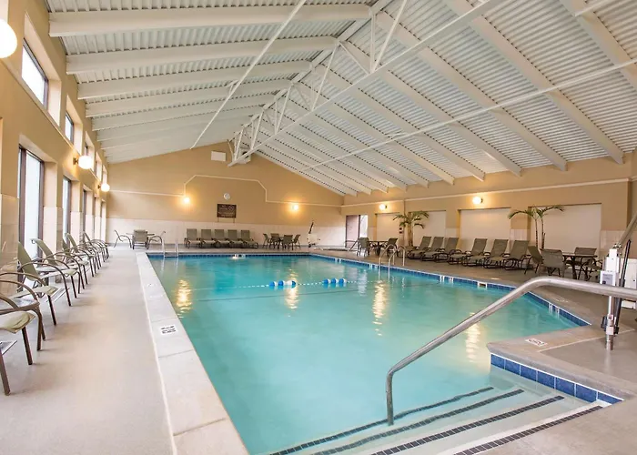 Doubletree By Hilton Hotel Grand Rapids Airport Cascade