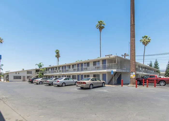 Motel 6 Bakersfield