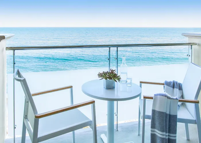 Luxury Hotels in Malibu