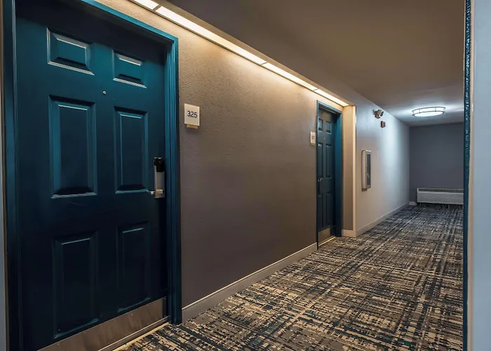Sonesta Simply Suites Fort Worth