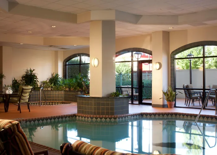 Embassy Suites By Hilton Dallas Near The Galleria