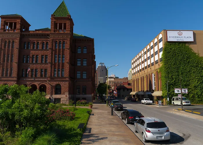 Riverwalk Plaza Hotel San Antonio