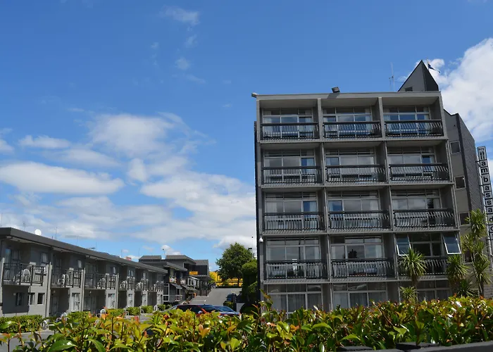 Luxury Hotels in Hamilton