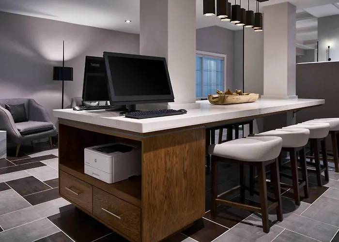 Delta Hotels By Marriott Norfolk Airport