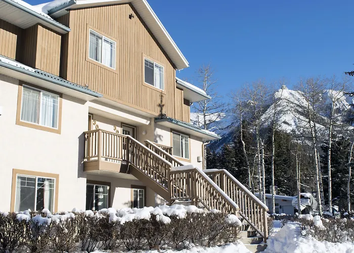 Banff Boundary Lodge Canmore