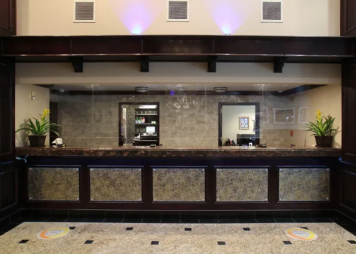 Oxford Suites Spokane Downtown