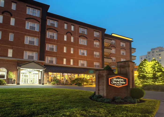 Hampton Inn & Suites Stamford