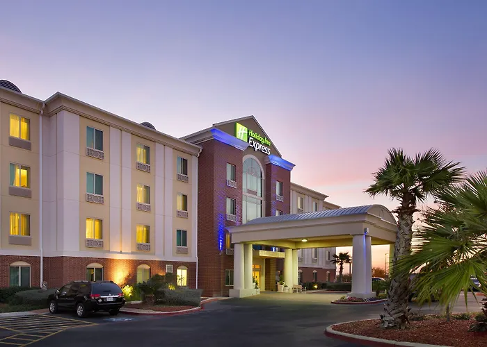 Holiday Inn Express & Suites San Antonio West Sea World Area By Ihg