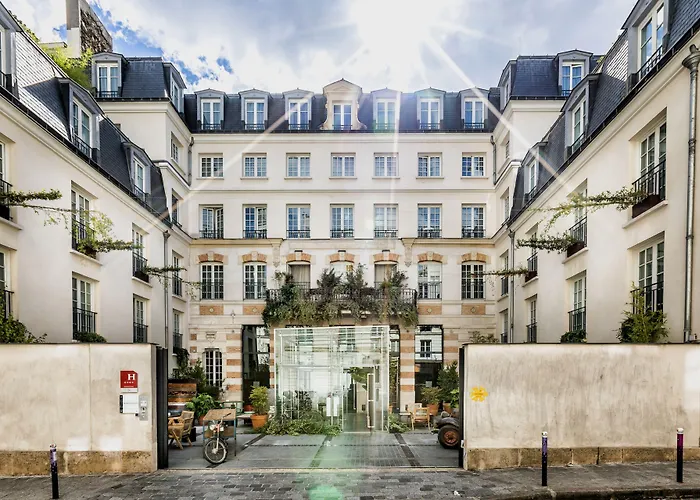 Kube Hotel Paris