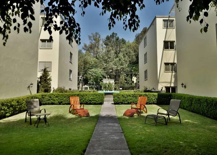 Suites Obelisk Mexico City