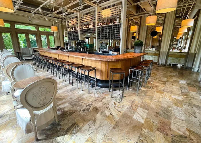 Proximity Hotel Greensboro