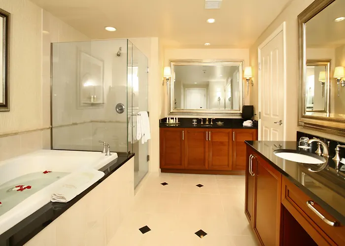 Luxury Suites International At The Signature Las Vegas