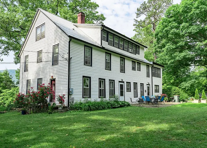 Black Mountain Inn