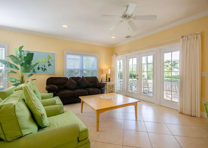 Coral Lagoon Resort Villas & Marina By Keyscaribbean Key Colony Beach
