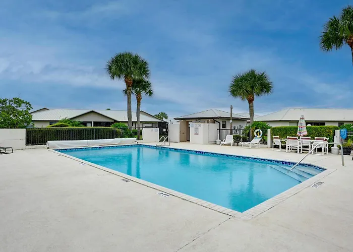 1 Mi To Golf: Sebring Condo W/ Pool Access!