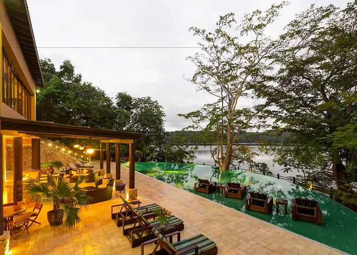 Las Lagunas Boutique Hotel Flores 5 star